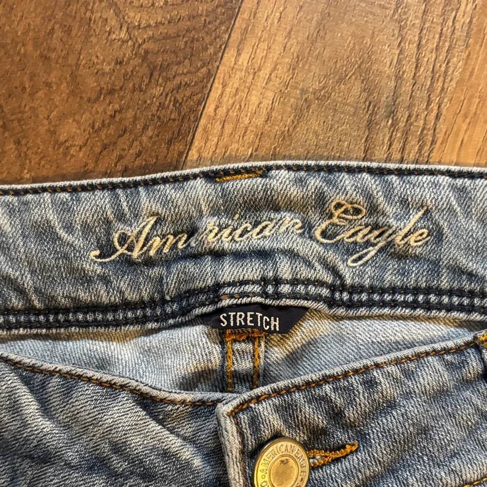 American Eagle Outfitters Light Blue Boot Cut Jeans - Picture 2 of 6